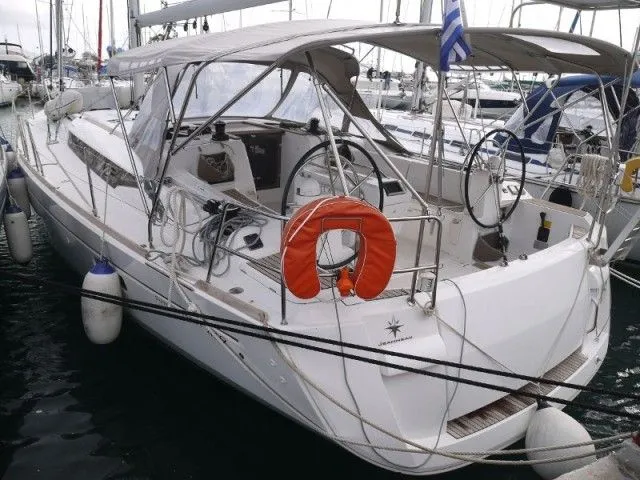 Explore Salamina on a 14.05m 4 Cabin Sailing Yacht Rental