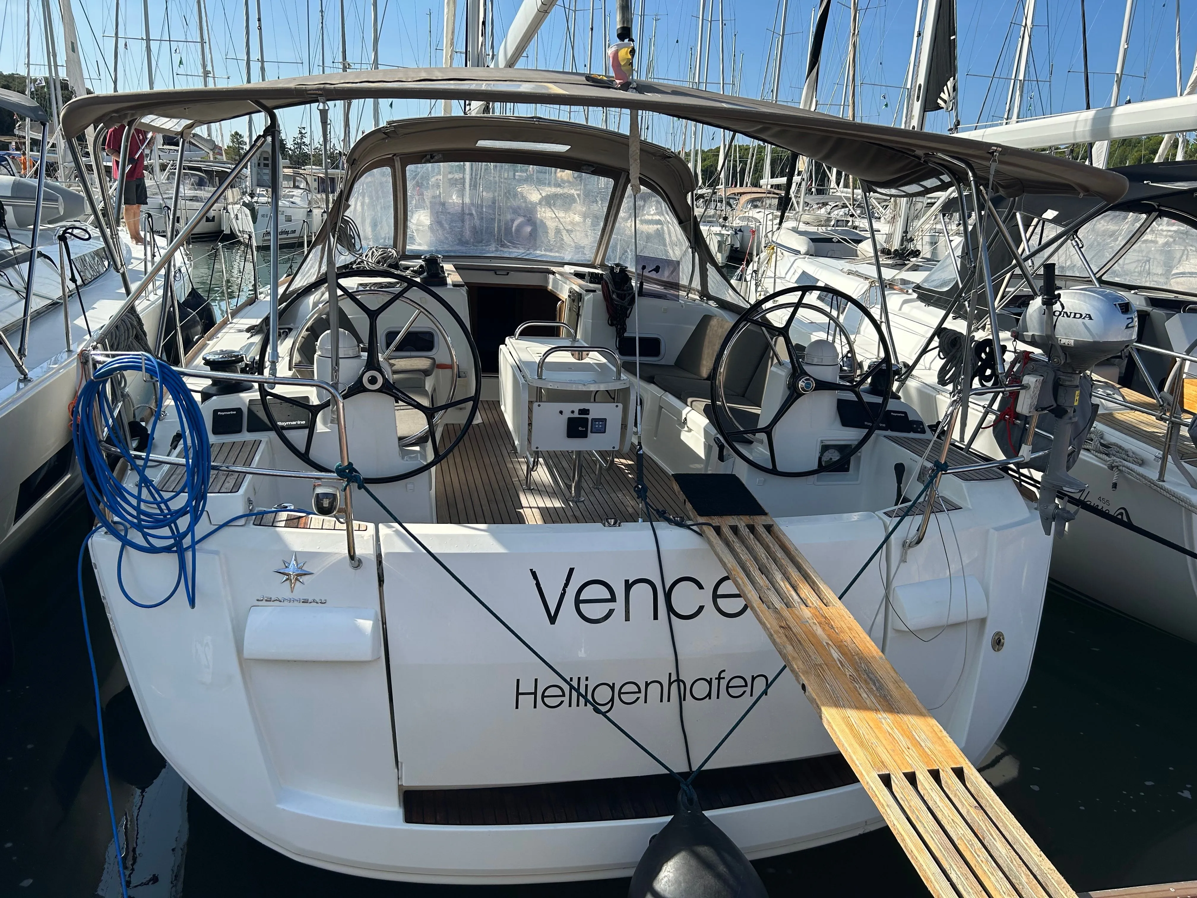Vencel Charterboot - 3