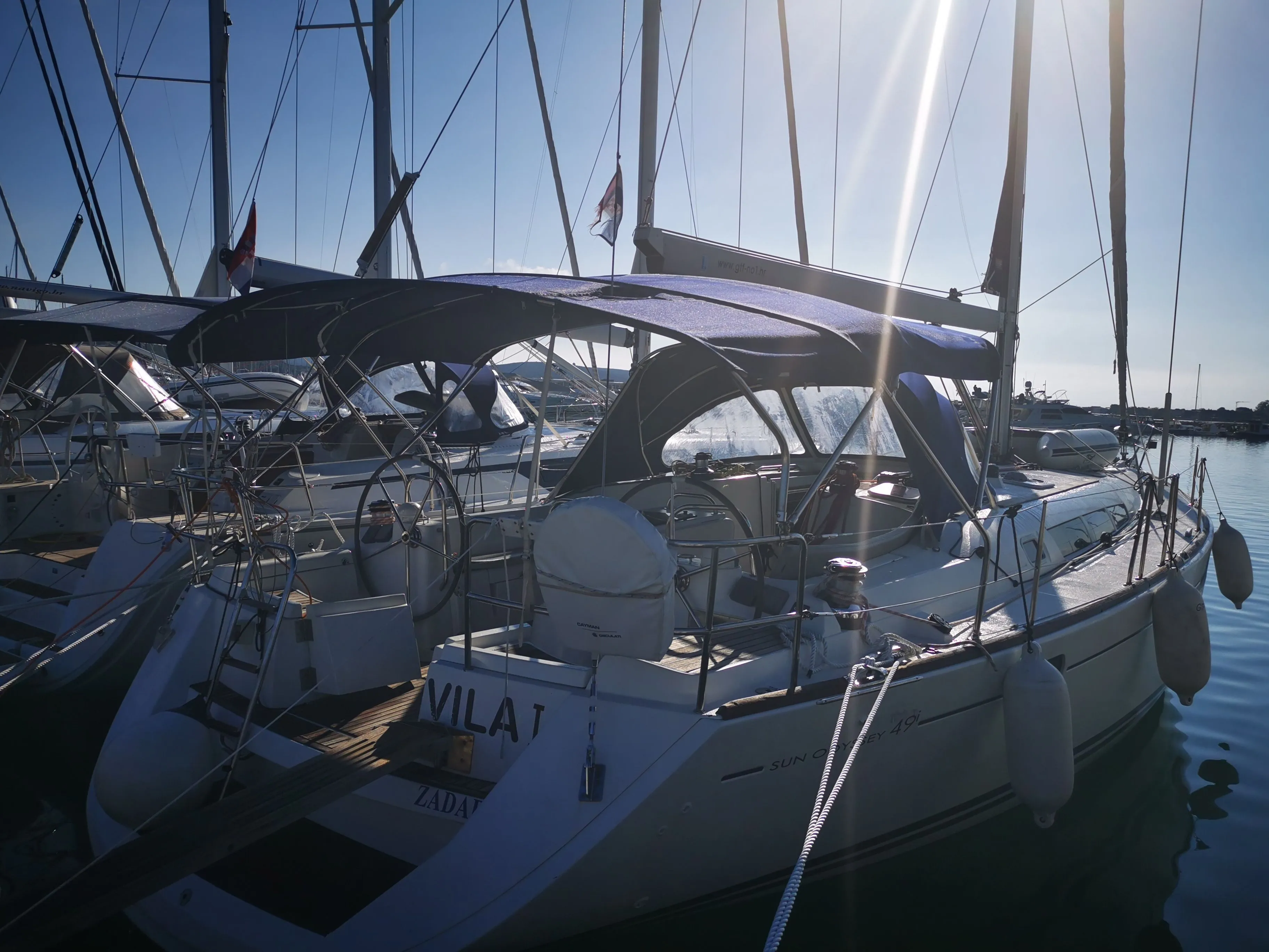 Vila 1 Charter Boat - 3