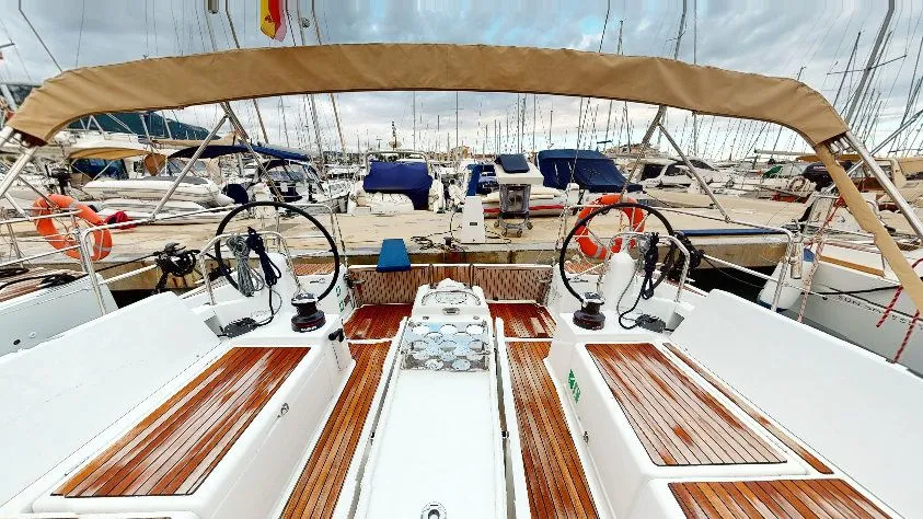 Boot - 14.42m Denia Jeanneau Sun Odyssey 490 Hire
