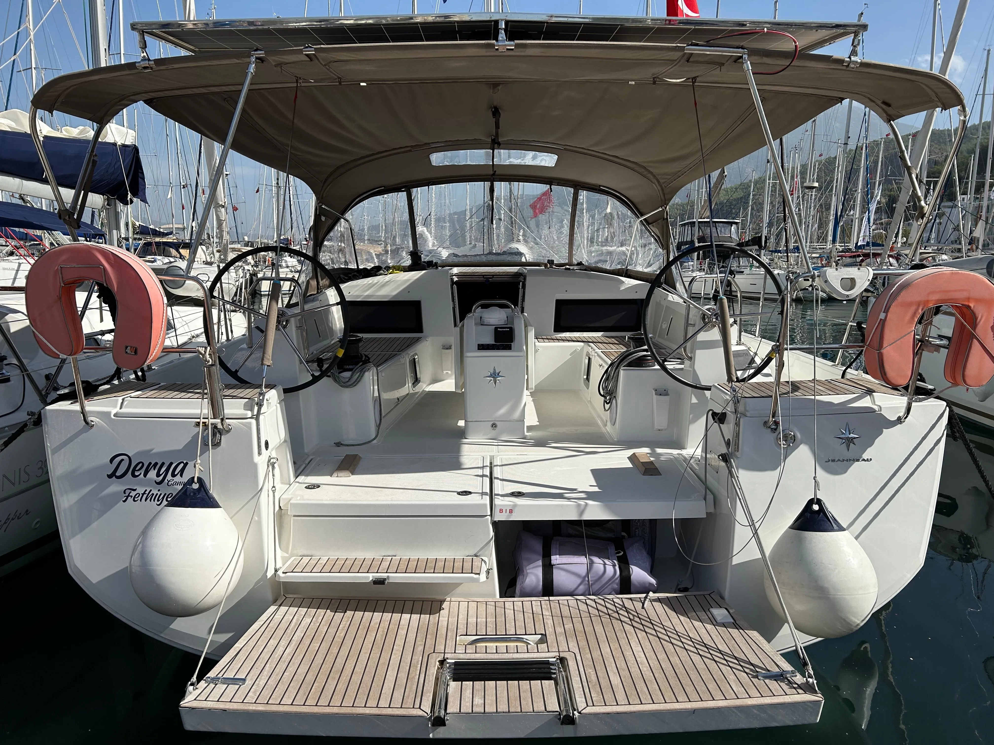 Чартер Derya - 3