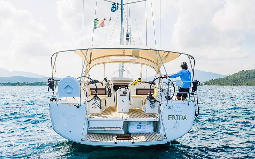 Frida Charter Boat - 4