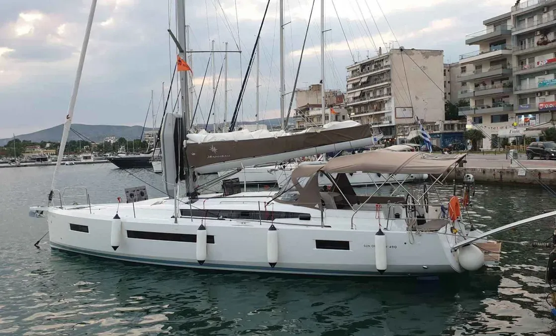 Helia Charterboot - 3