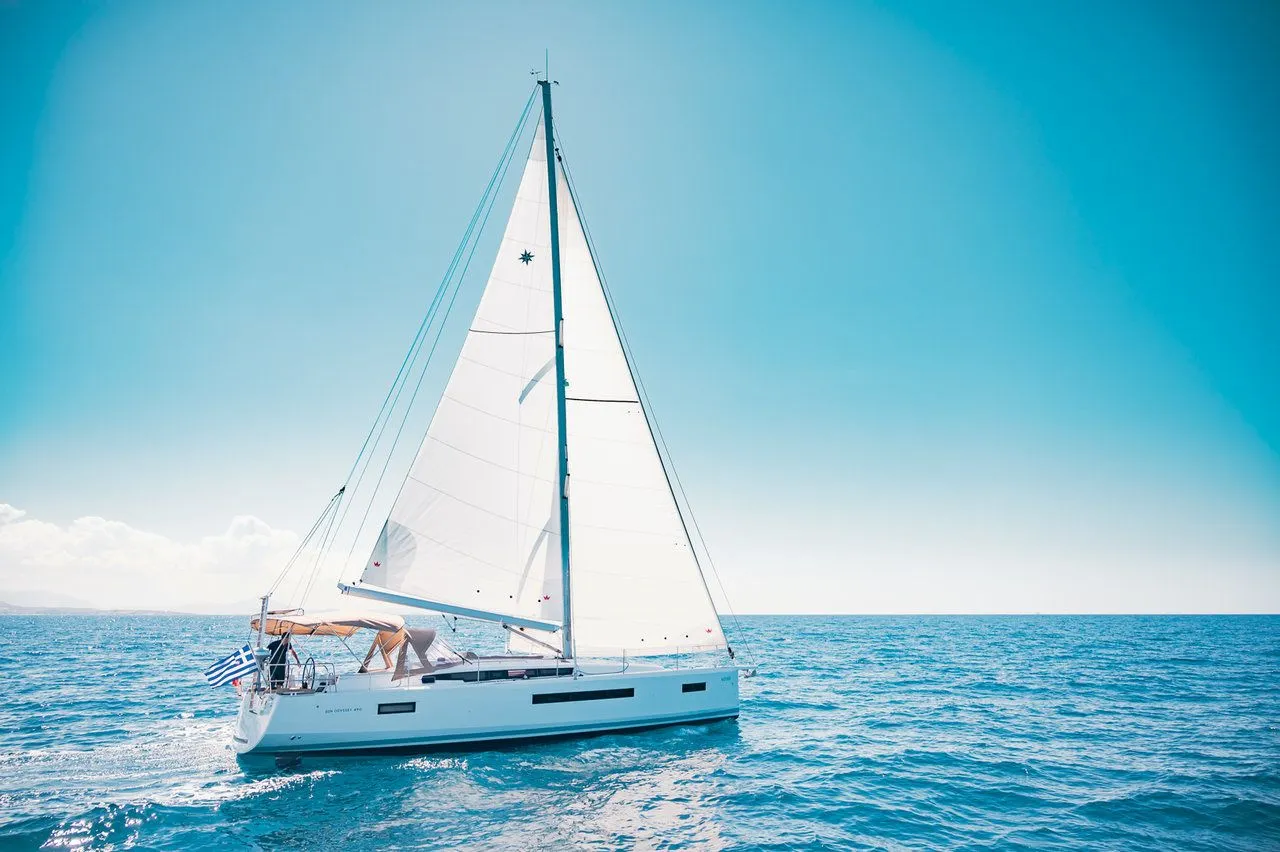 Чартер Notus - 3