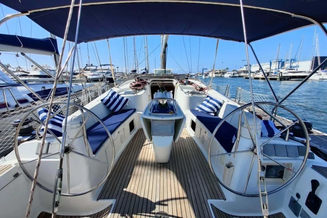 Mar Salada Charter Boat