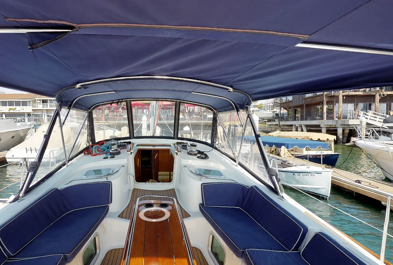 Rent a 14.98m Boat in Los Angeles