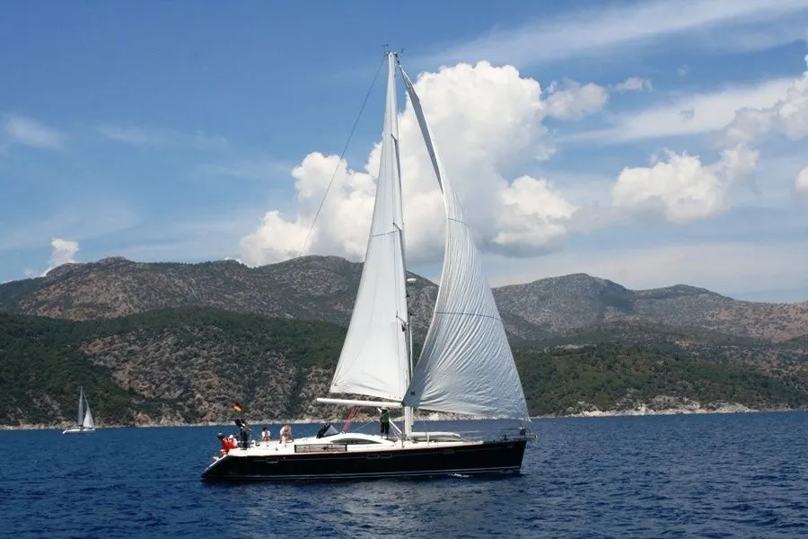 Countess Mietboot - 4