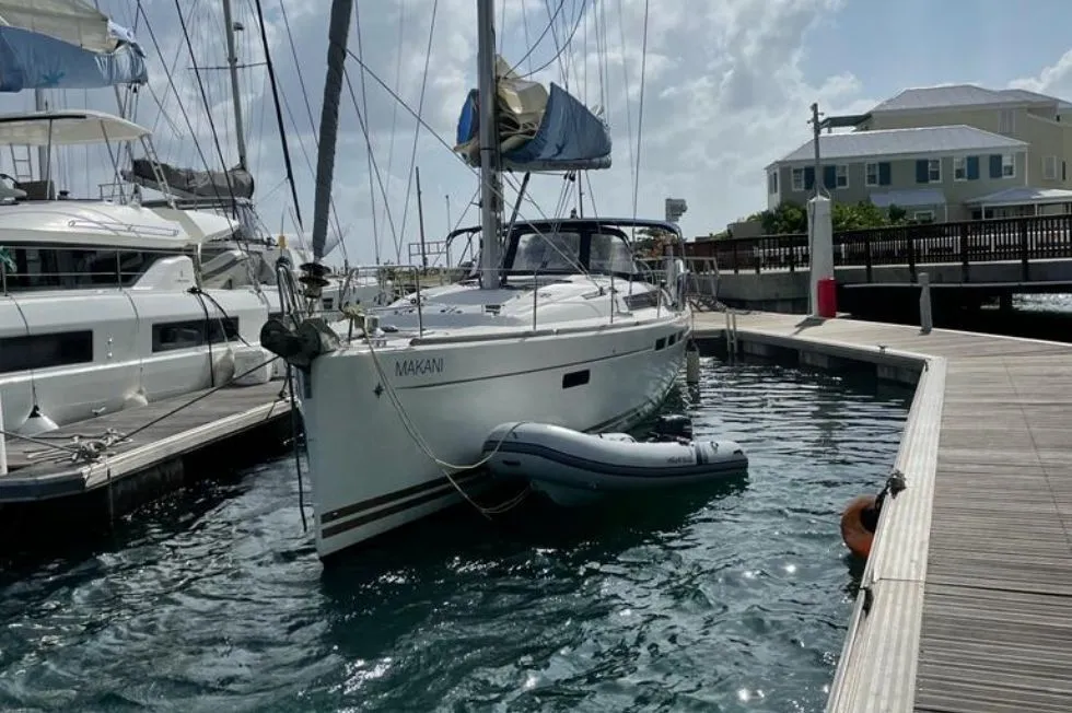Makani Charter Boat