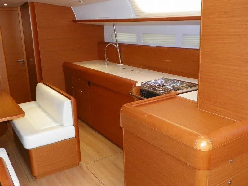 Bonnie Charter Boat