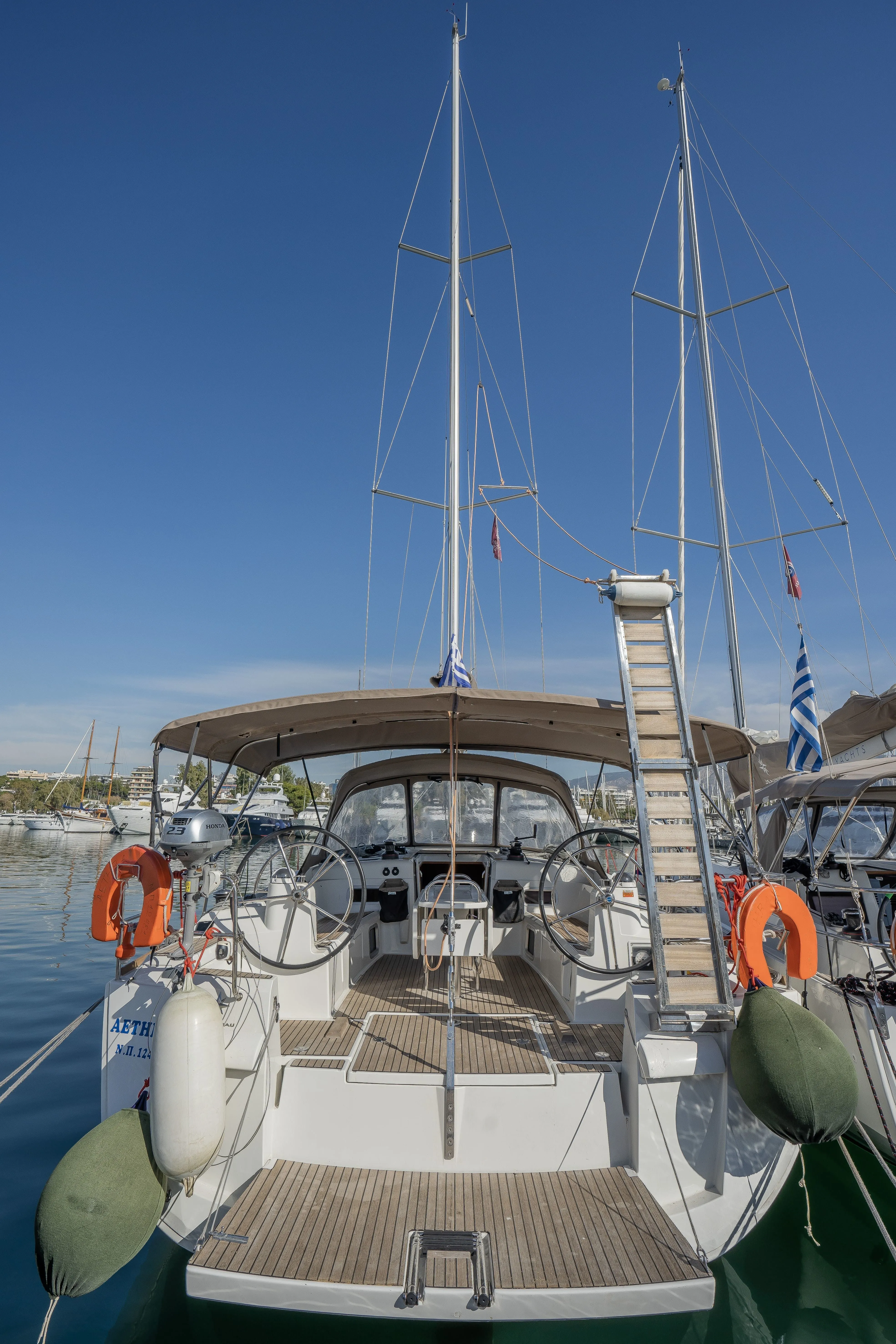 Лодка - Исследуйте Кос на арендованном Jeanneau Sun Odyssey 519 длиной 15.38м