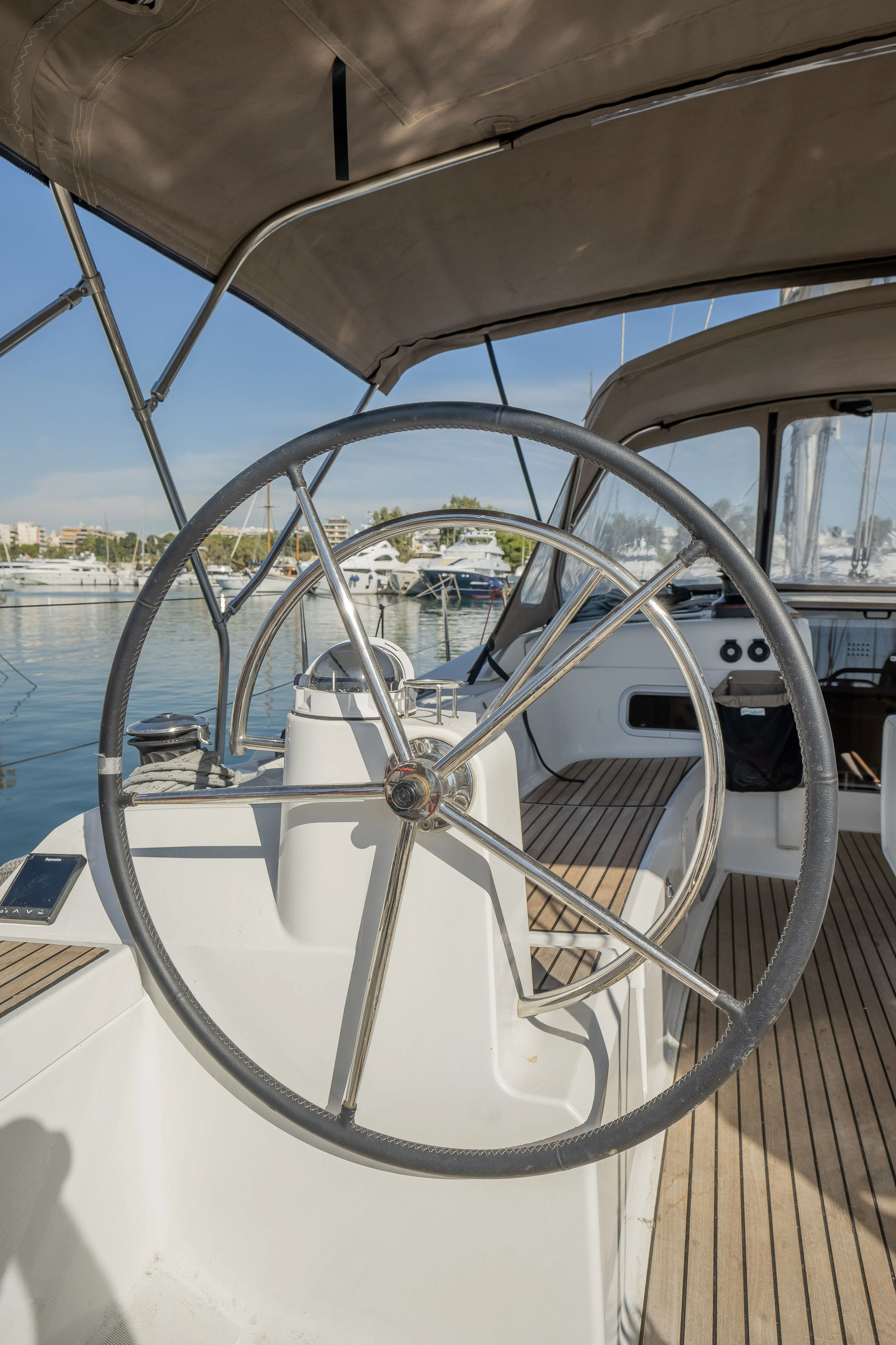 Juicy Lucy Charterboot - 5