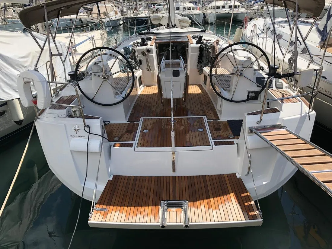 15.75m Sivota 5 Cabin Sailing Yacht Hire