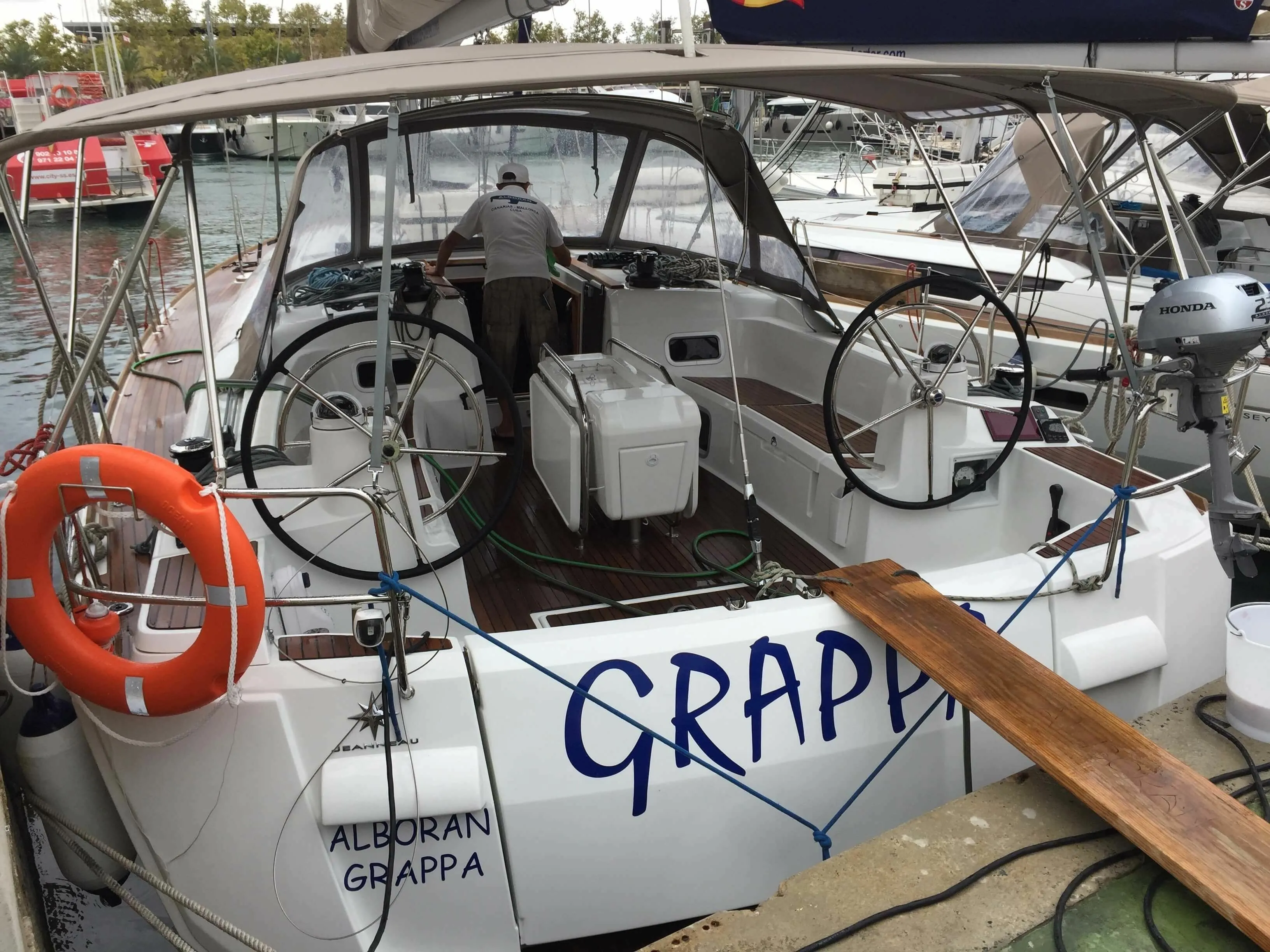 Explore Las Galletas on a 15.75m 5 Cabin Sailing Yacht Rental