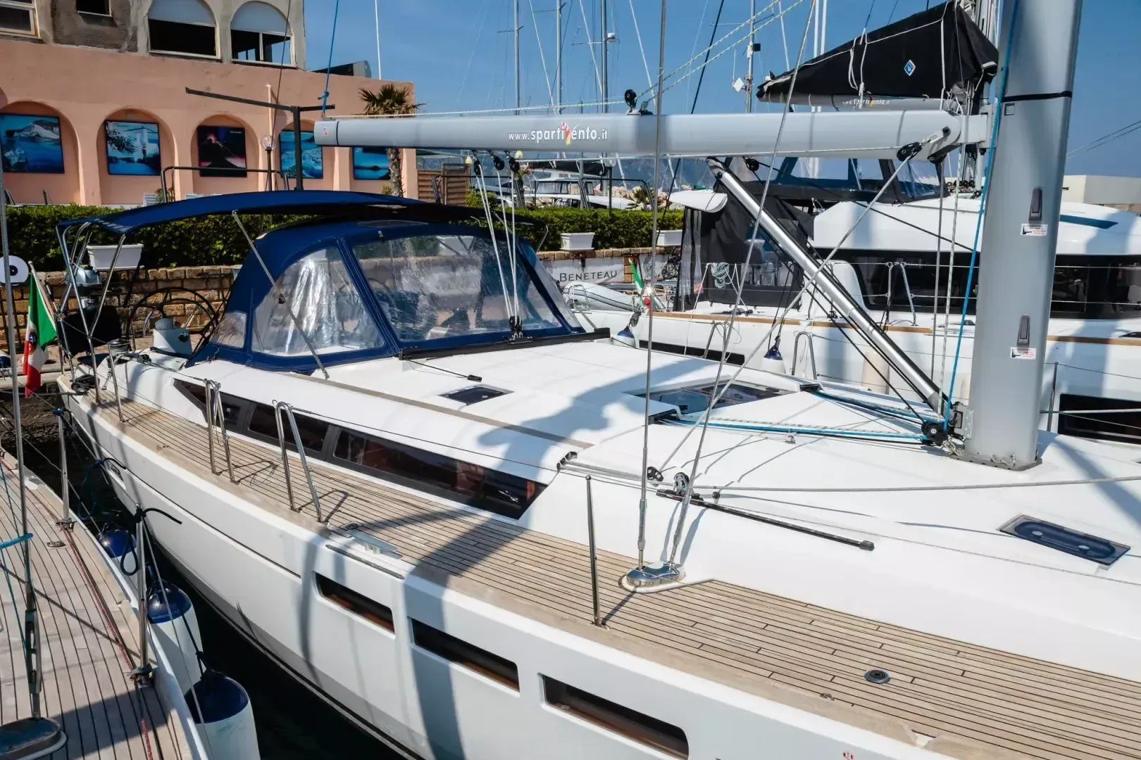 Mystral Charterboot - 3