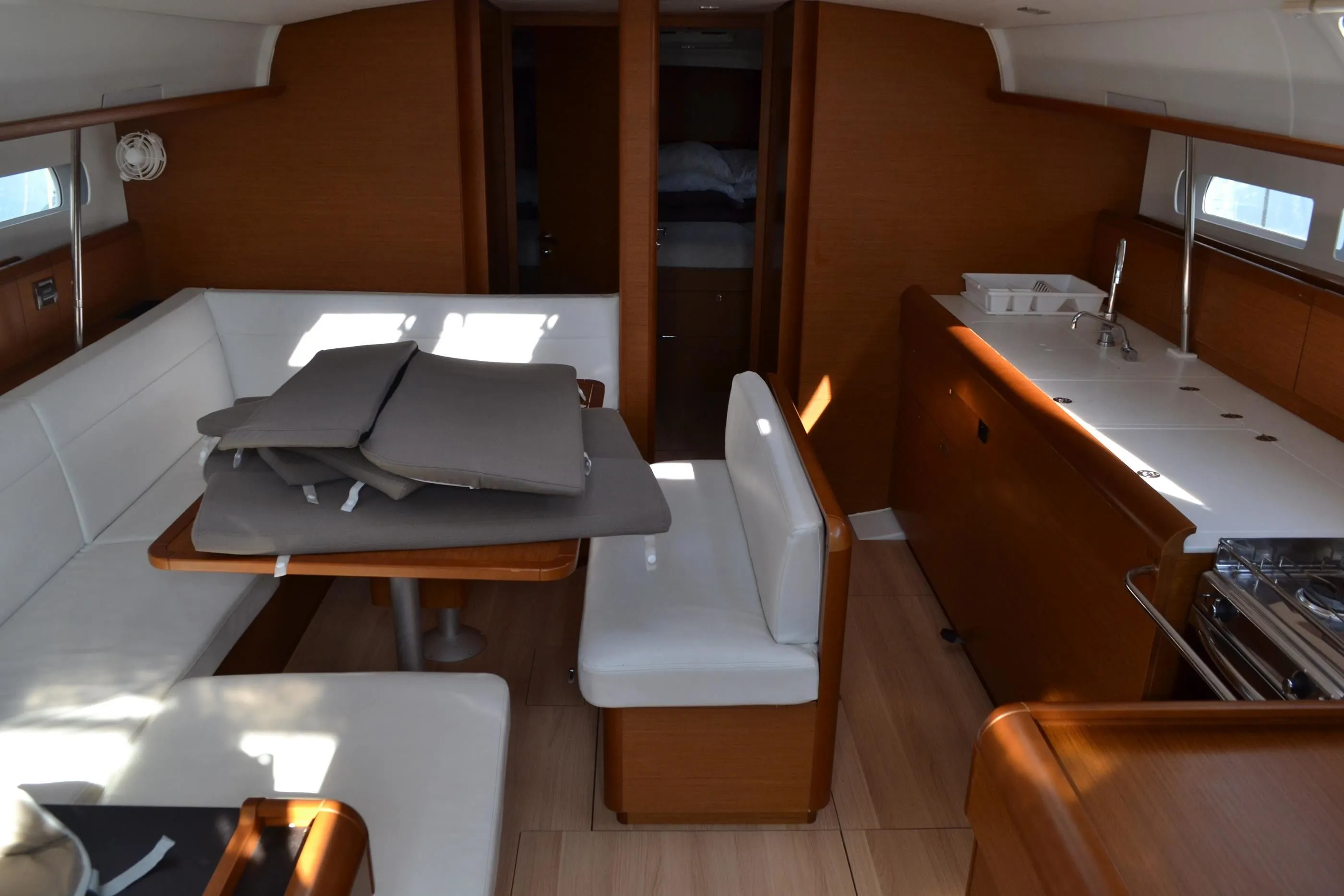 Nicobar Kiralık Teknesi - 4