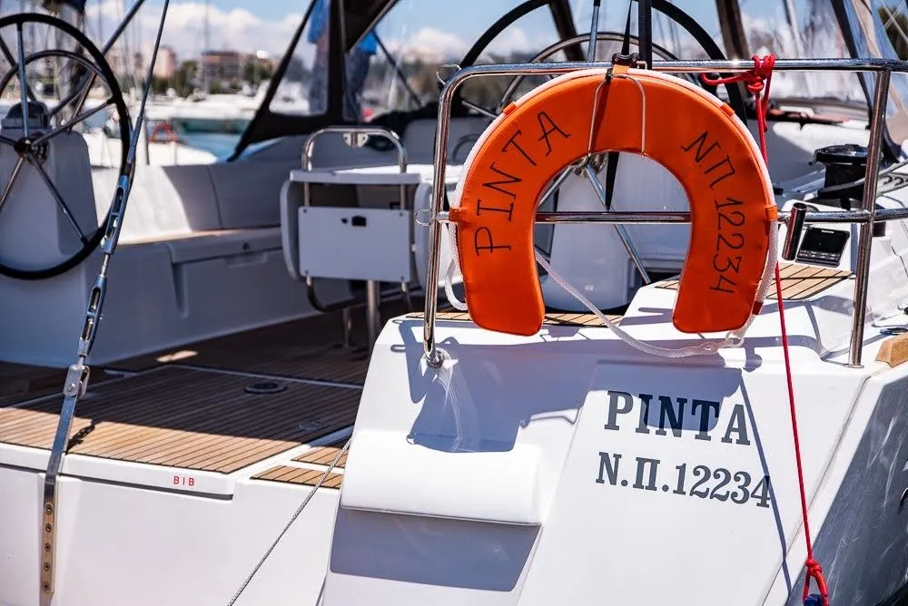 Pinta Charter Boat