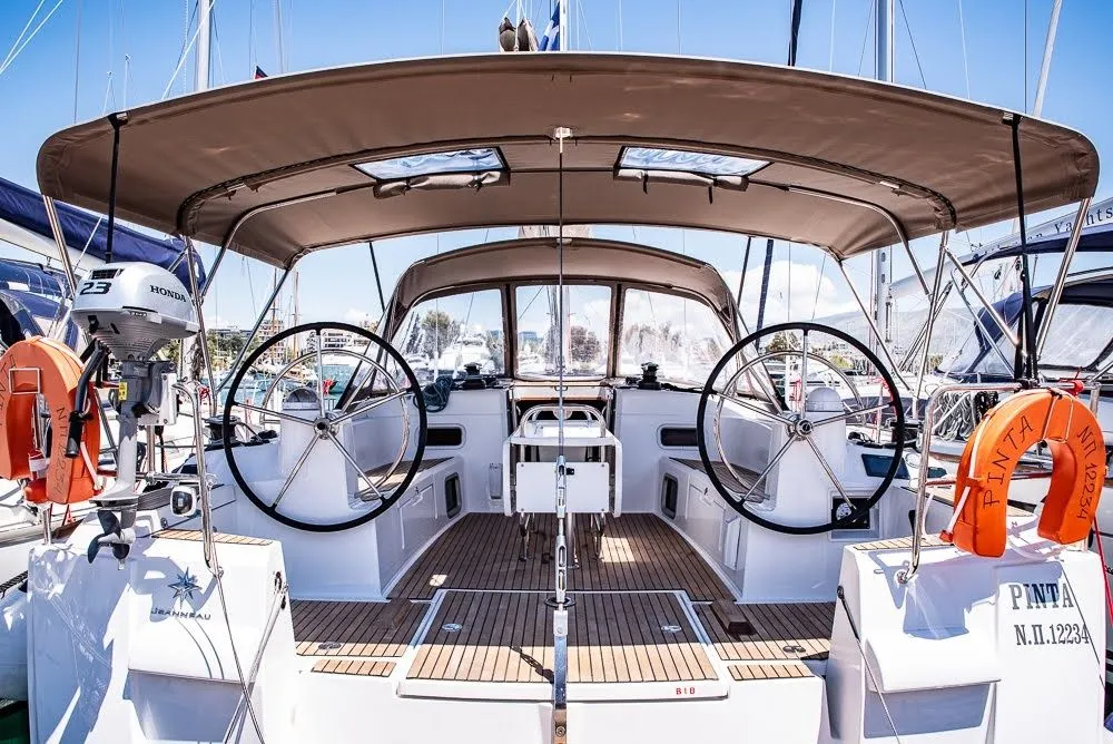 Explore Parikia on a 15.75m Rental Boat