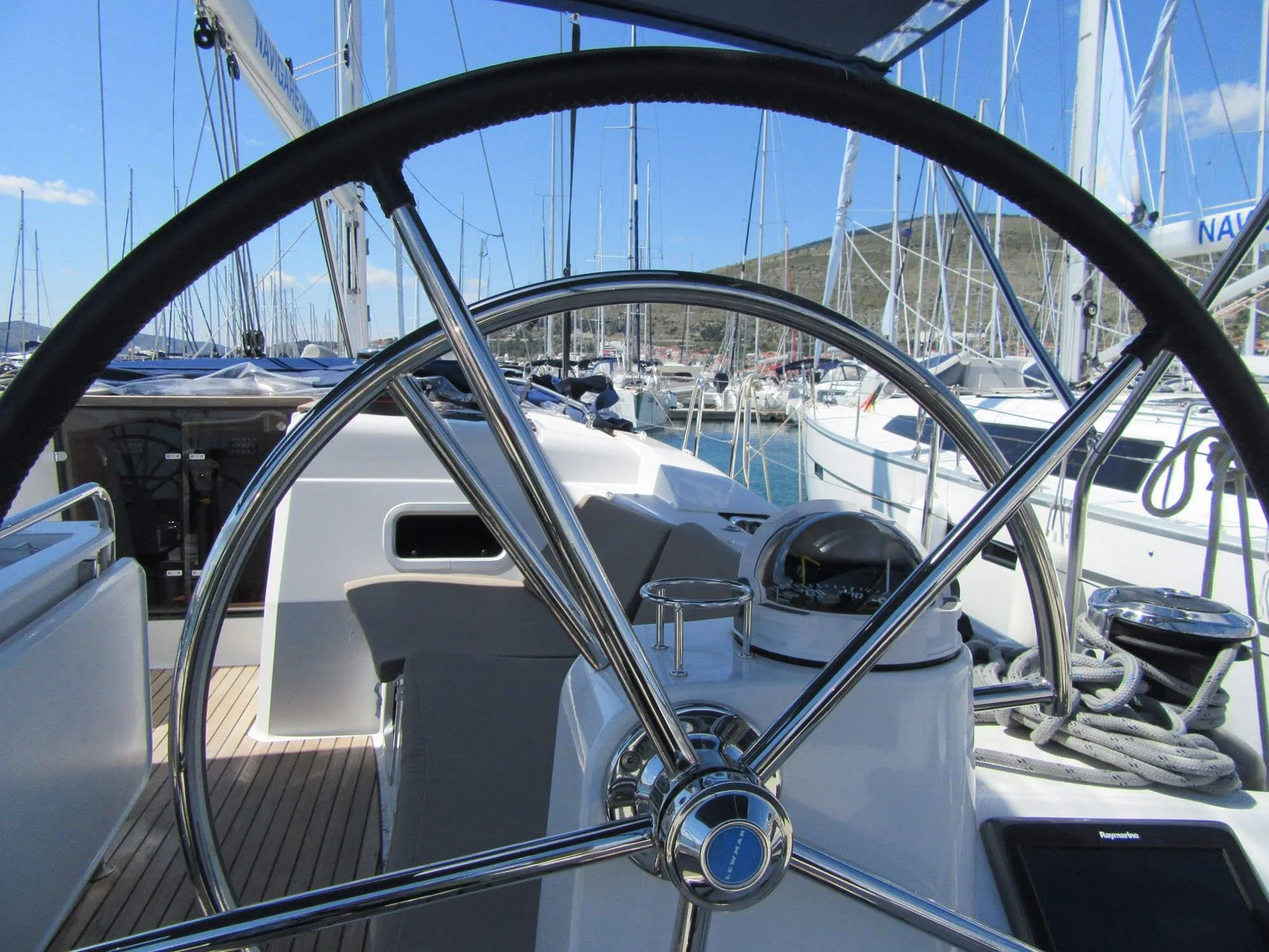 Resoluta 2 Charterboot - 4