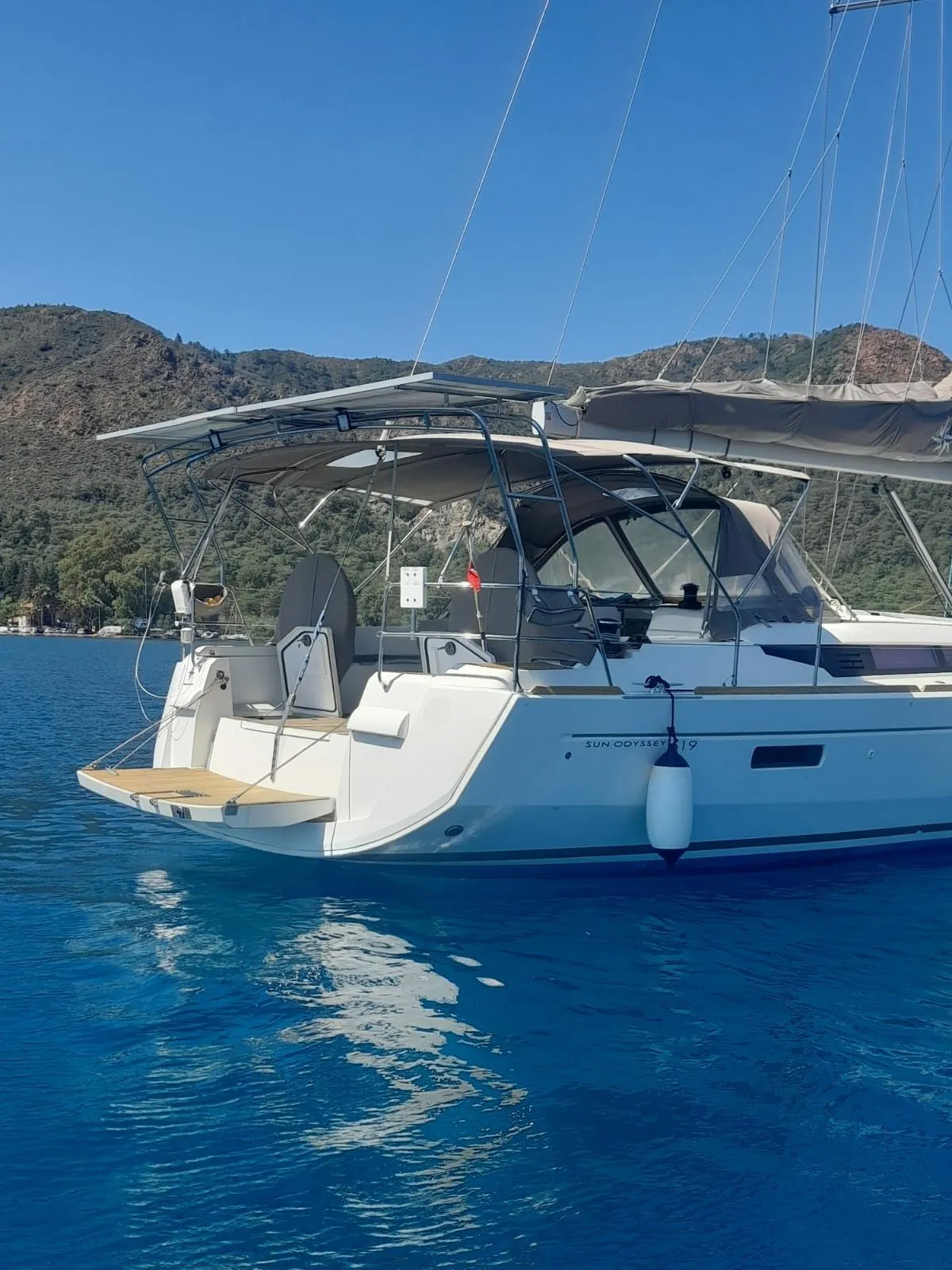 Чартер Sabine L - 5