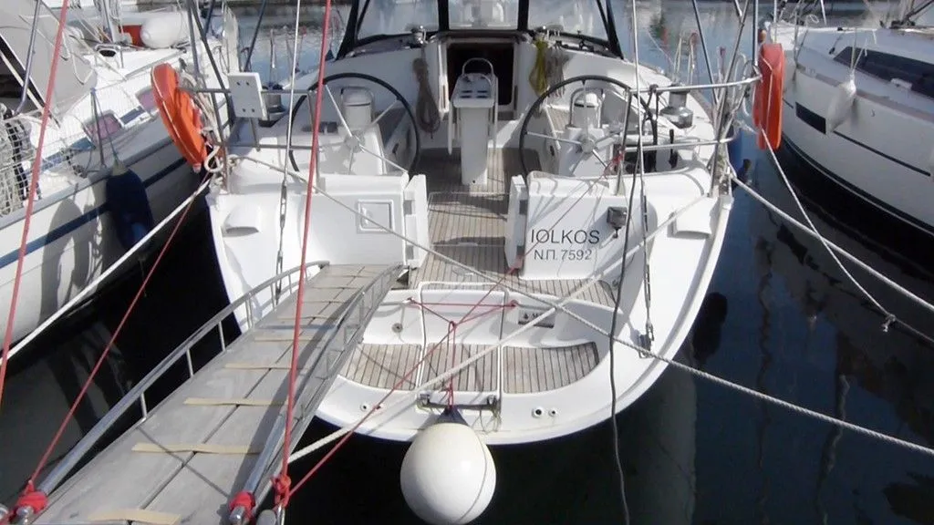 Rent a 15.39m Boat in Nikiti