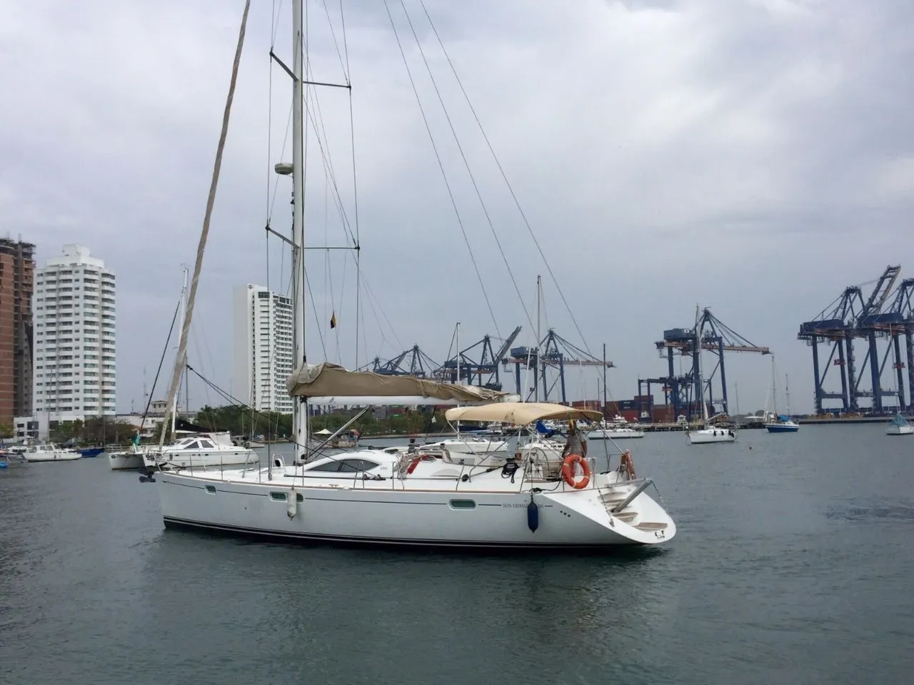 Quick Charter Boat