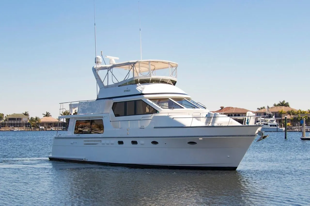 Cape Coral 16.28m Motoryat Kiralık