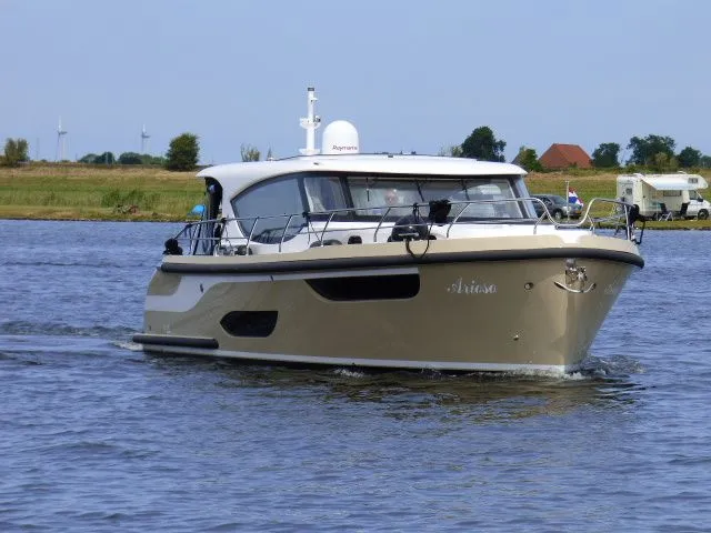 Arioso Mietboot