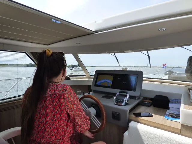 Explore Kortgene on a 12.8m Jetten 42 Motor Yacht Rental