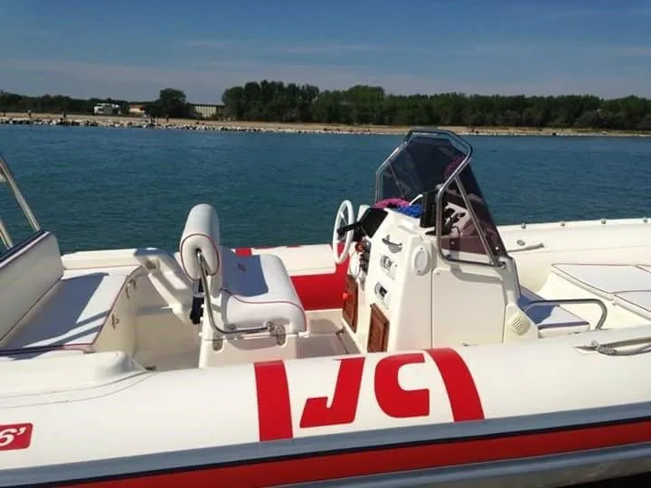 Clubman 26 Kiralık Teknesi