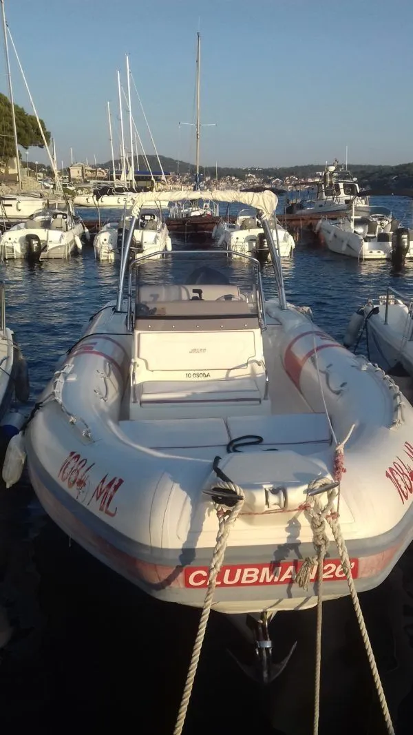 Mali Lošinj 8m Kiralık Joker 26 Motorlu Tekne