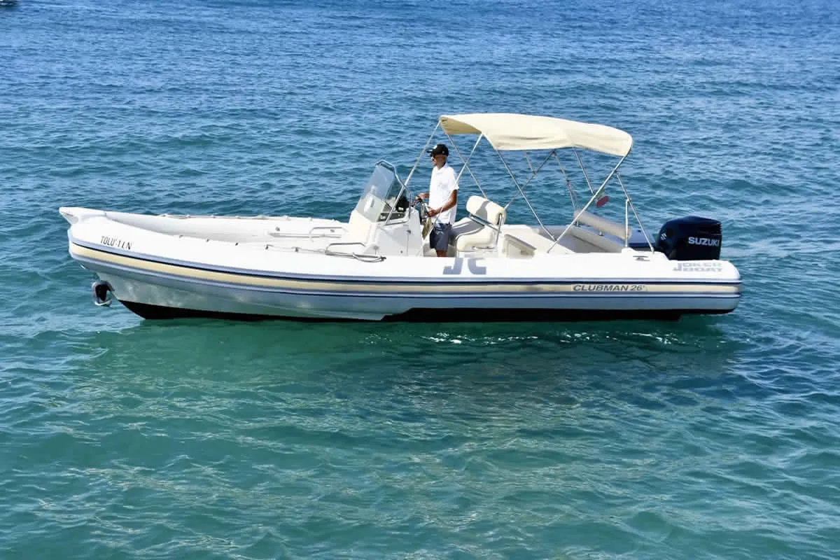 Clubman Charter Boat