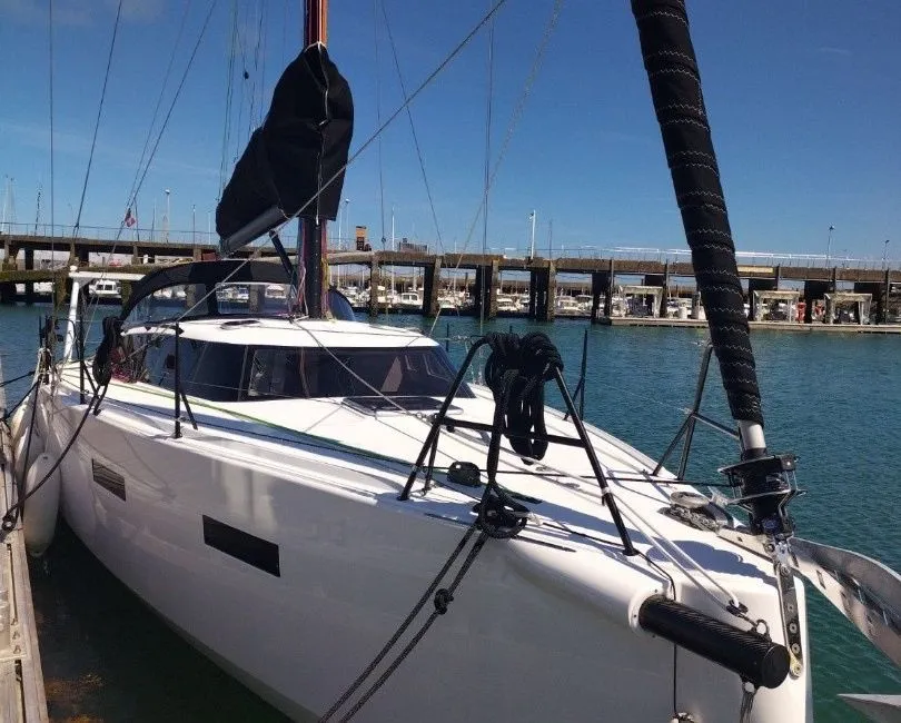 11.72m Larmor-Plage 3 Cabin Sailing Yacht Hire