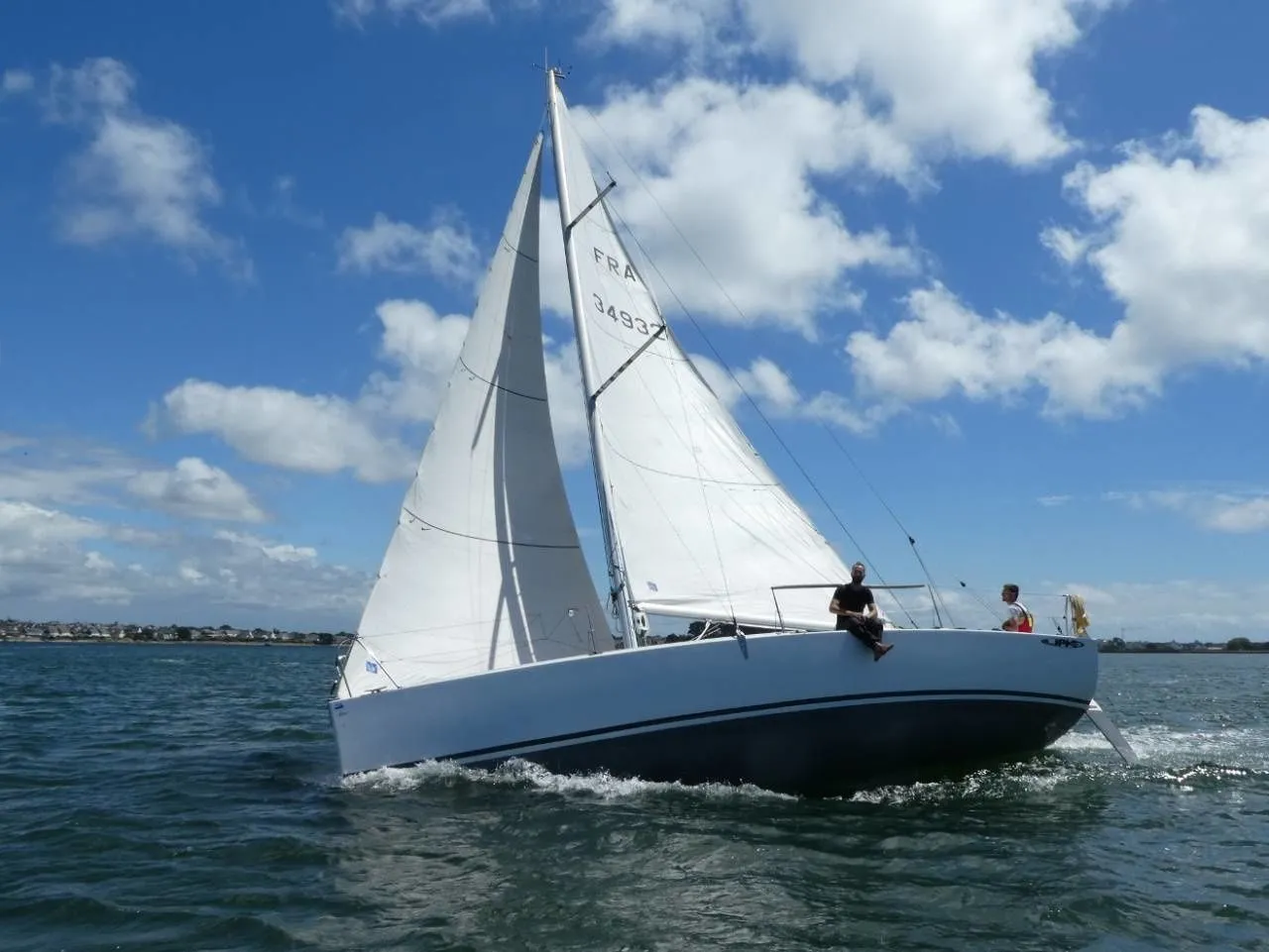 Rent a 9.6m Sailing Yacht in Larmor-Plage