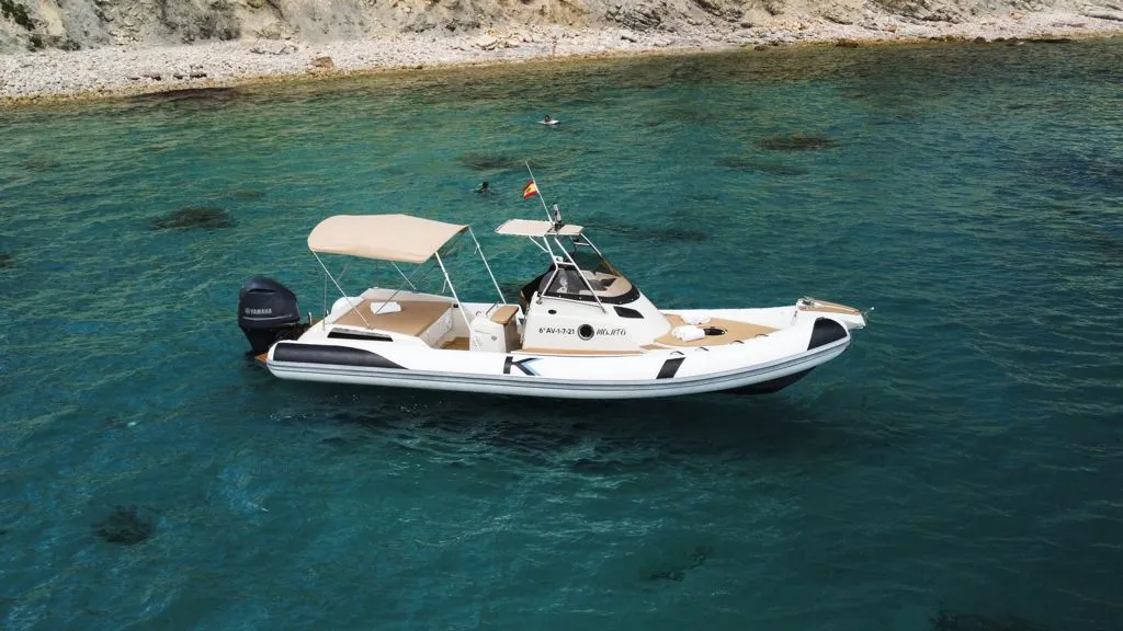 Rent a 9.2m Motor Boat in Santa Eularia des Riu