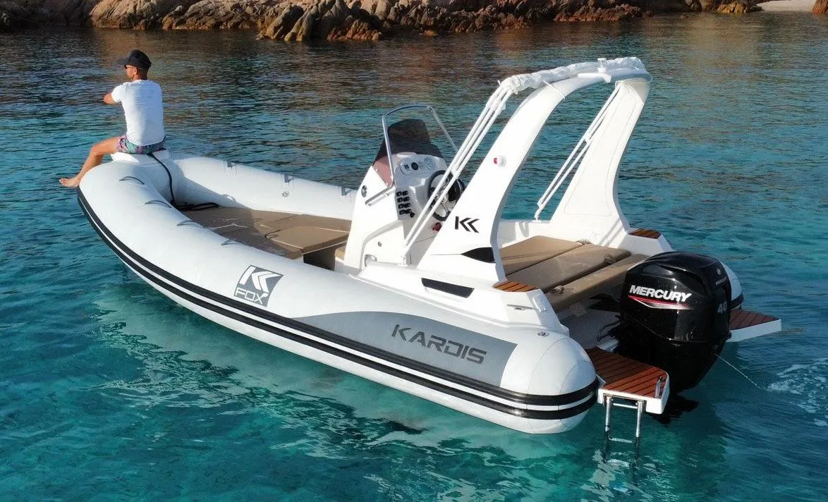 Rent a 6m Motor Boat Kardis Fox in Porto Rotondo