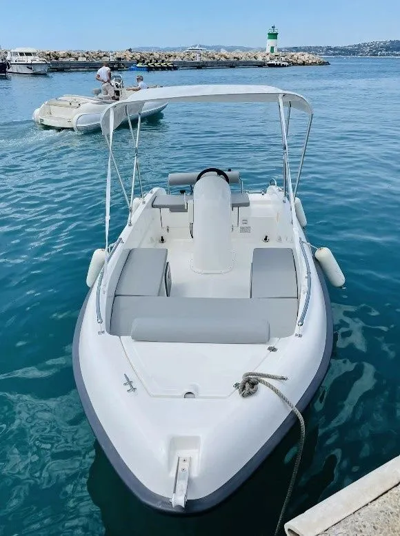 Saint-Laurent-du-Var 5m Kiralık Motorlu Tekne