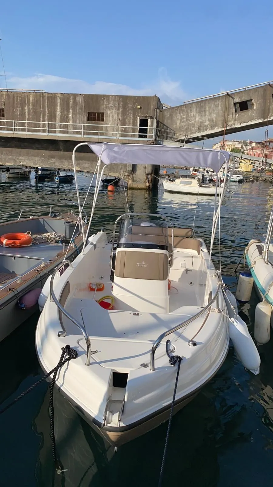 Charter a 5.5m Boat in Castellammare di Stabia