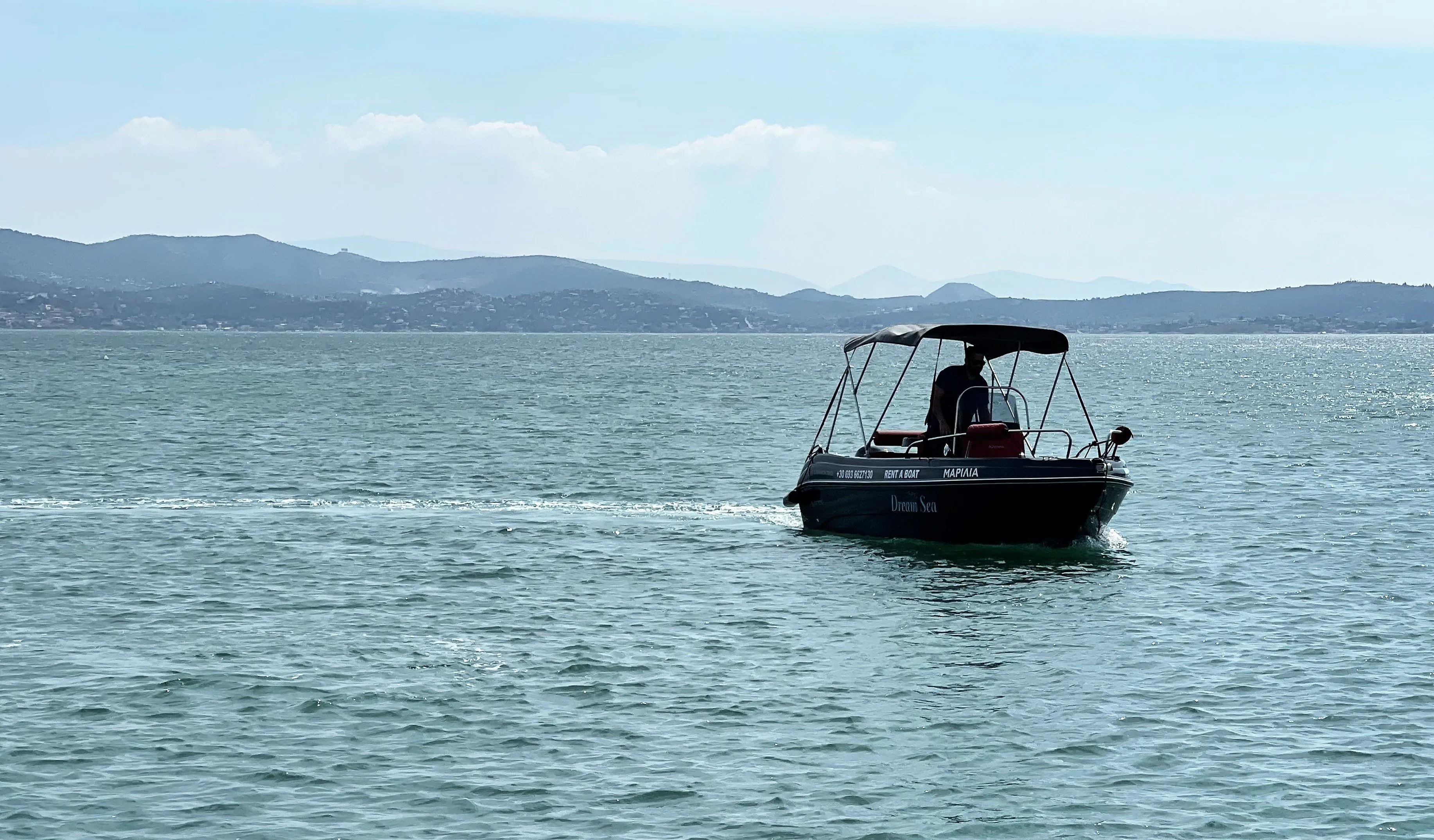 Marilia Charter Boat