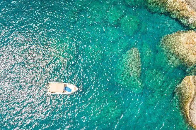 5.5m Vlychada Boat Hire