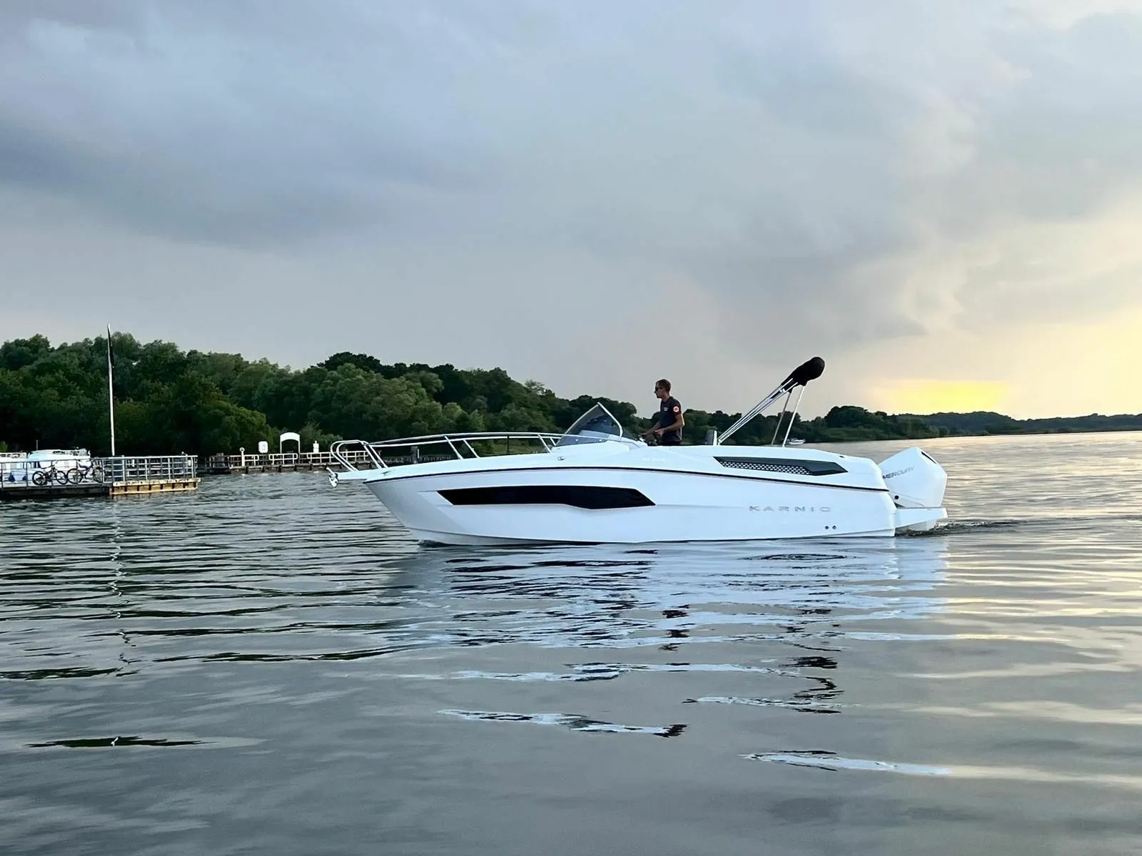 No Name Charter Boat