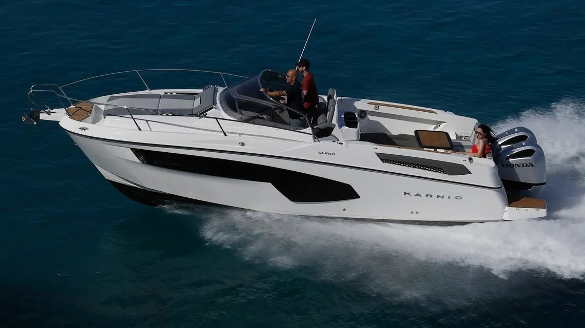 No Name Charter Boat