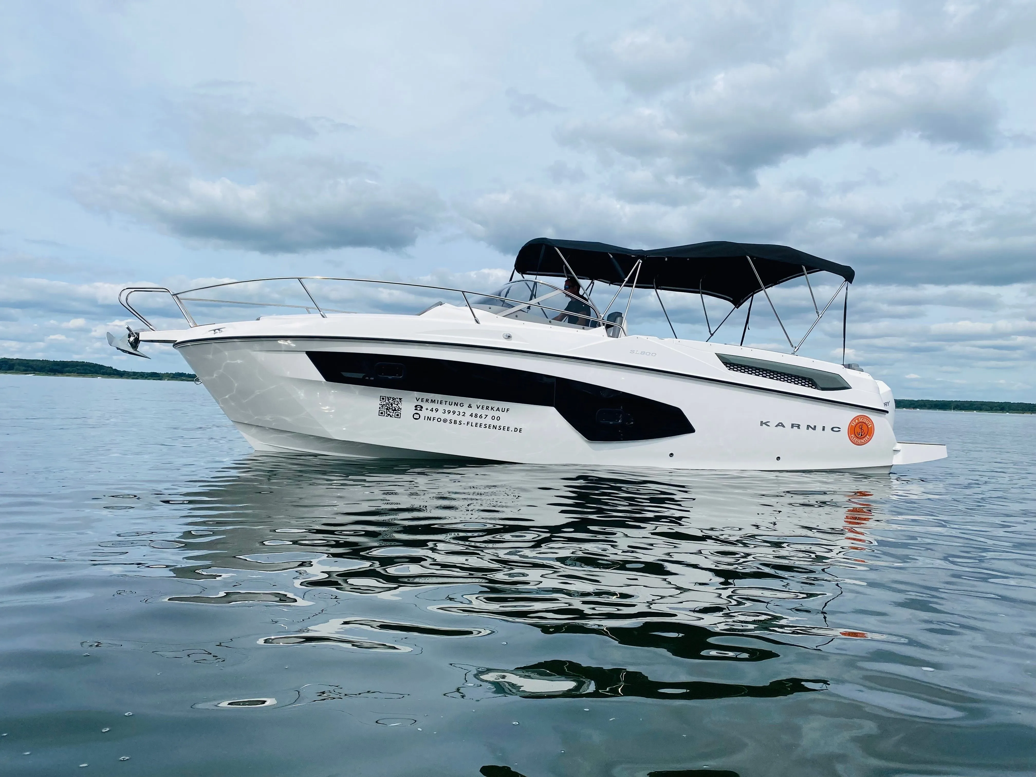 Explore Göhren-Lebbin on a 9.2m Rental Boat