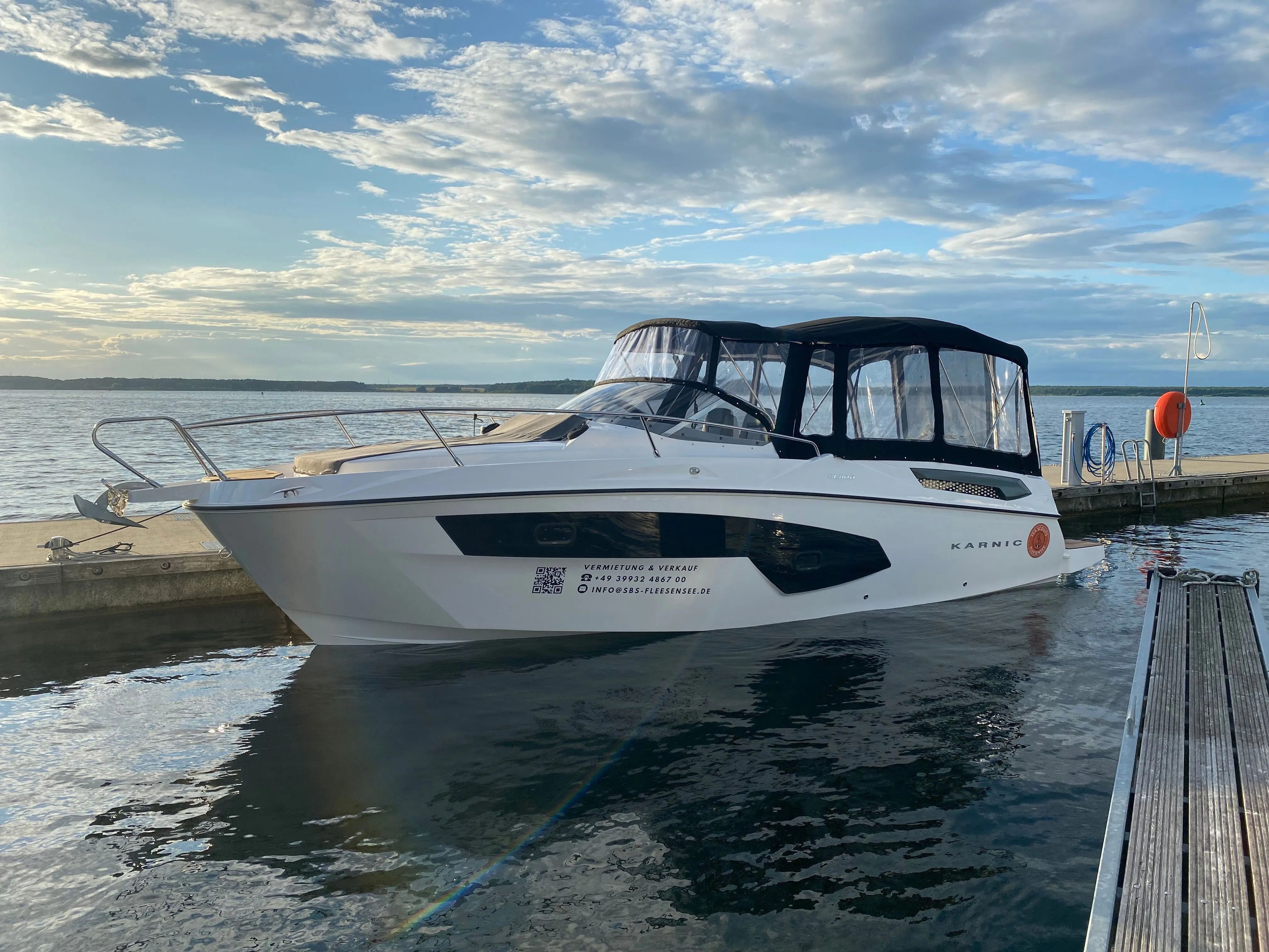 No Name Charter Boat
