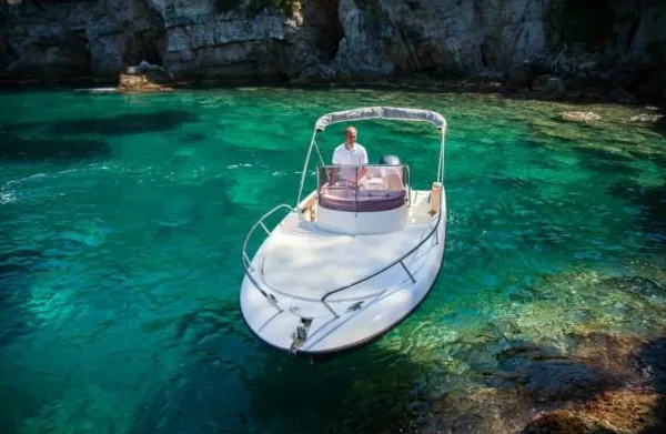 No Name Charter Boat
