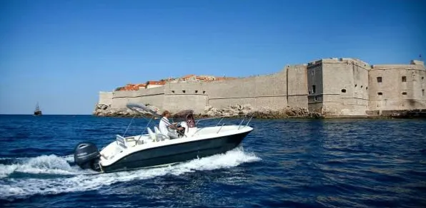No Name Charter Boat