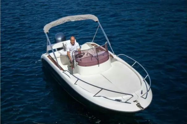 Charter a 6m Motor Boat in Dubrovnik