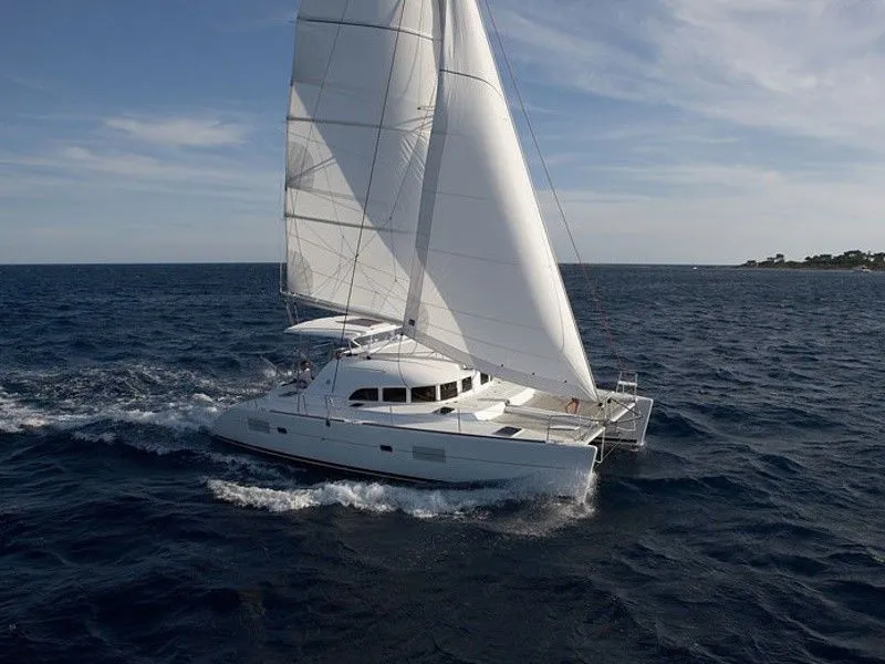 11.55m Lefkada 5 Cabin Catamaran Hire