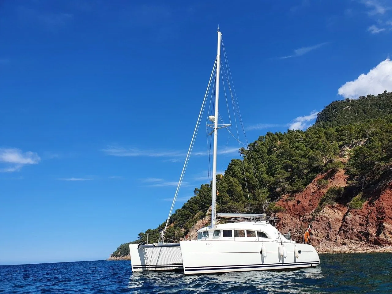 11.55m Cala D'Or Lagoon 380 Catamaran Hire