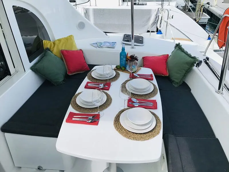 Fakarava Charter Boat
