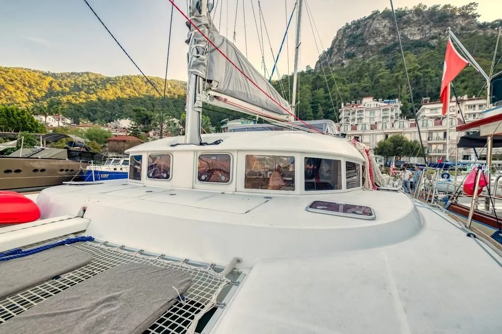 Flying Carpet Charter Boat